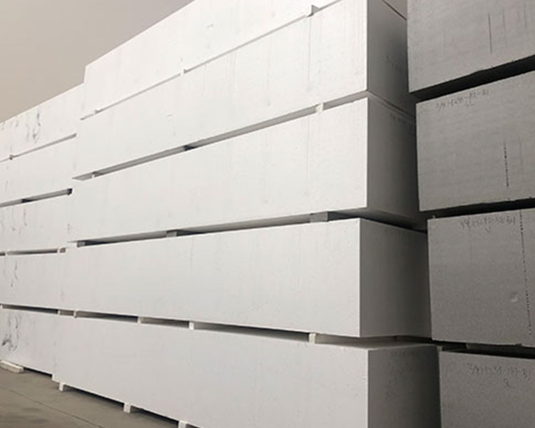 兴富利公司：石墨聚苯板外墙外保温系统的施工技术